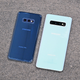 Here’s the S10e (left) next to an S10+.